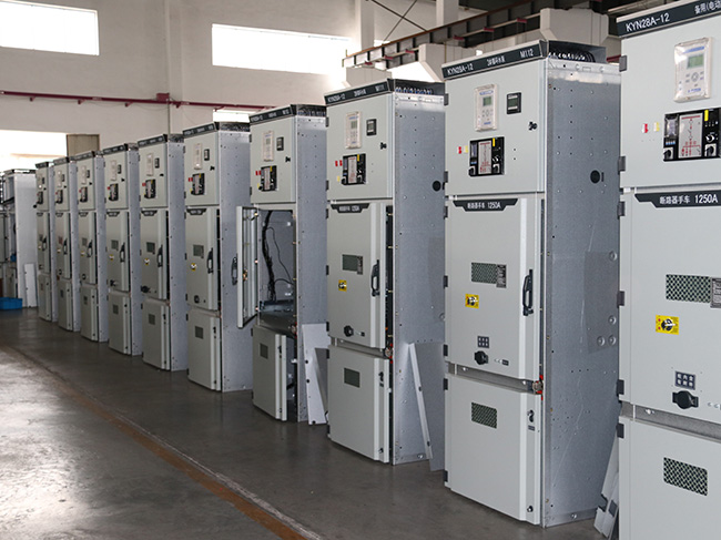 選擇母線(xiàn)槽廠(chǎng)家必須要注意三個(gè)問(wèn)題？